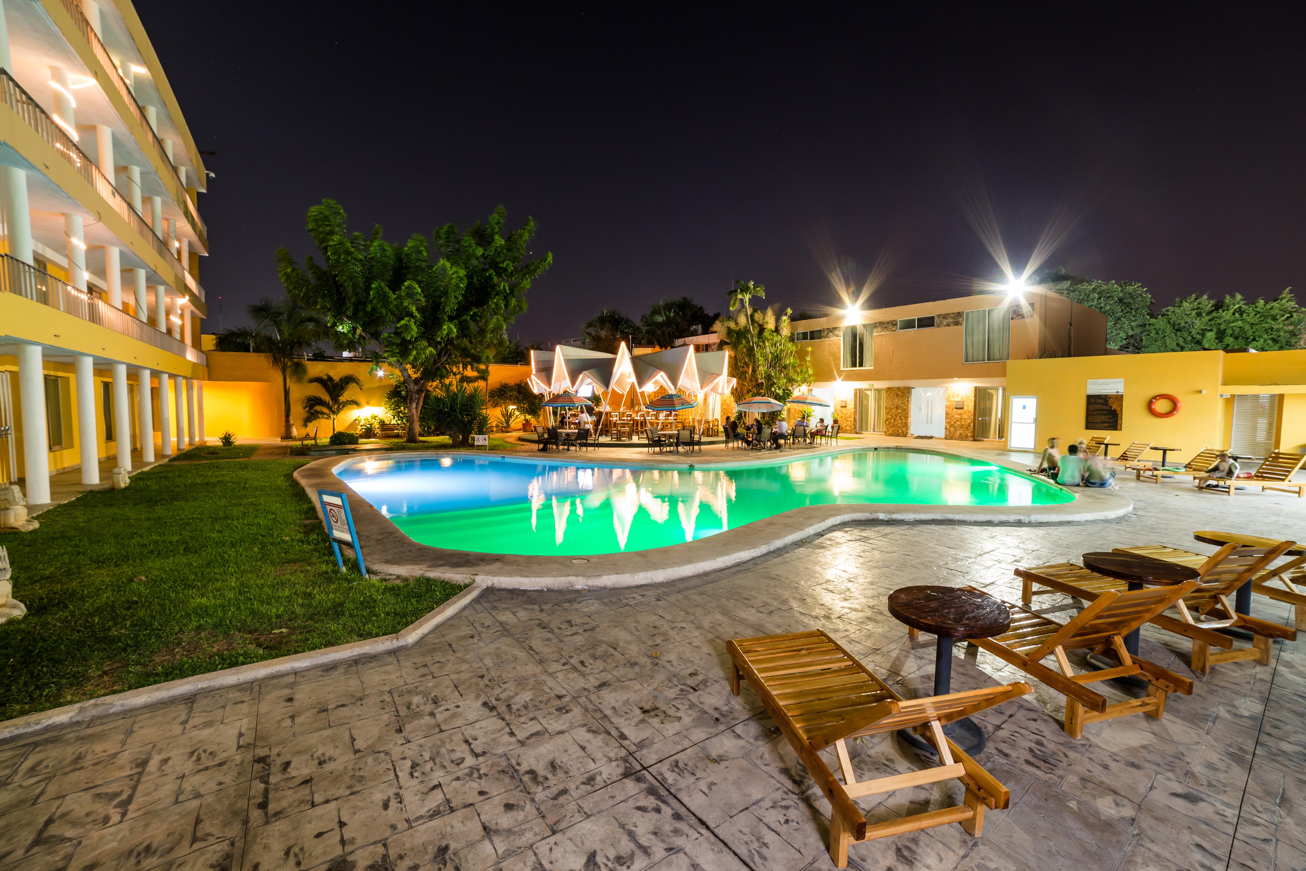 Maria Del Carmen 4*